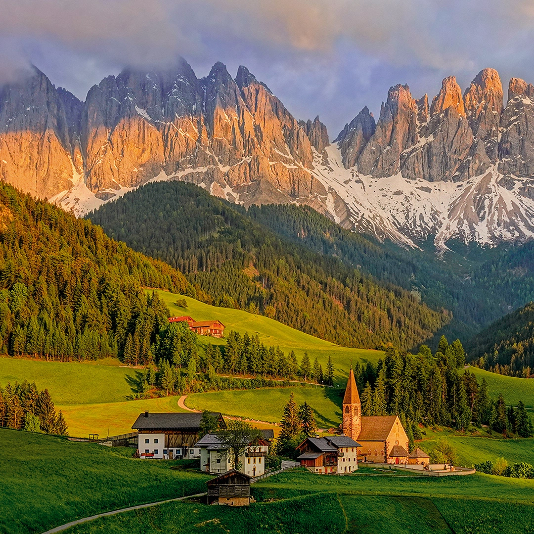 Mountain view over Dolomites big picture