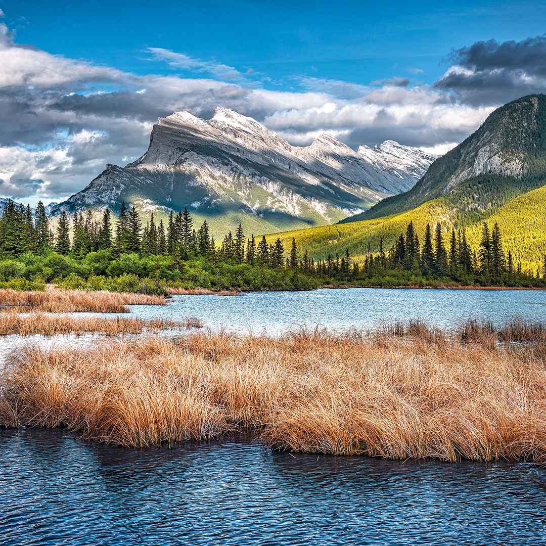 Image of lake Vermilion in the Banff National Park, Canada big picture